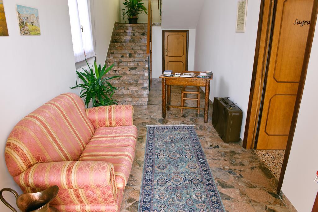 La Residenza Di Bacco Cannara Exterior foto