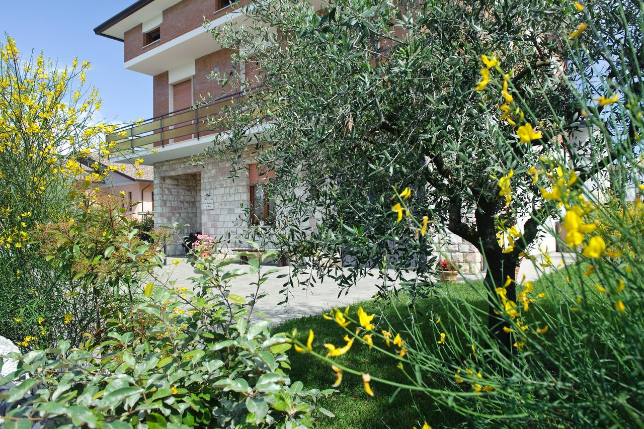 La Residenza Di Bacco Cannara Exterior foto