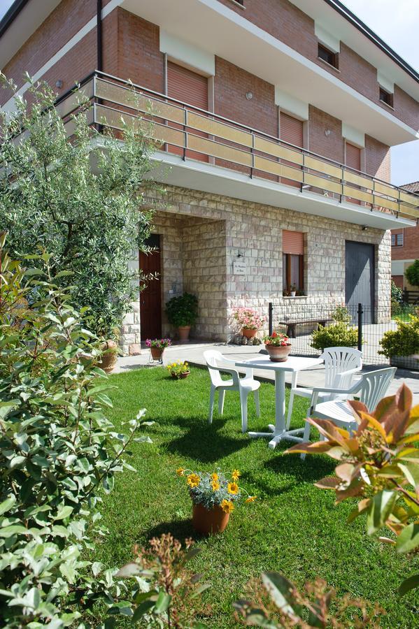 La Residenza Di Bacco Cannara Exterior foto